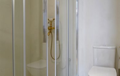 a_suite_13